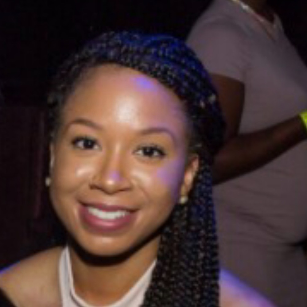 Meet your Posher, Michaela